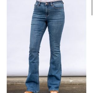 NWT Evy’s Tree The Premium Denim Flare Blue Jeans